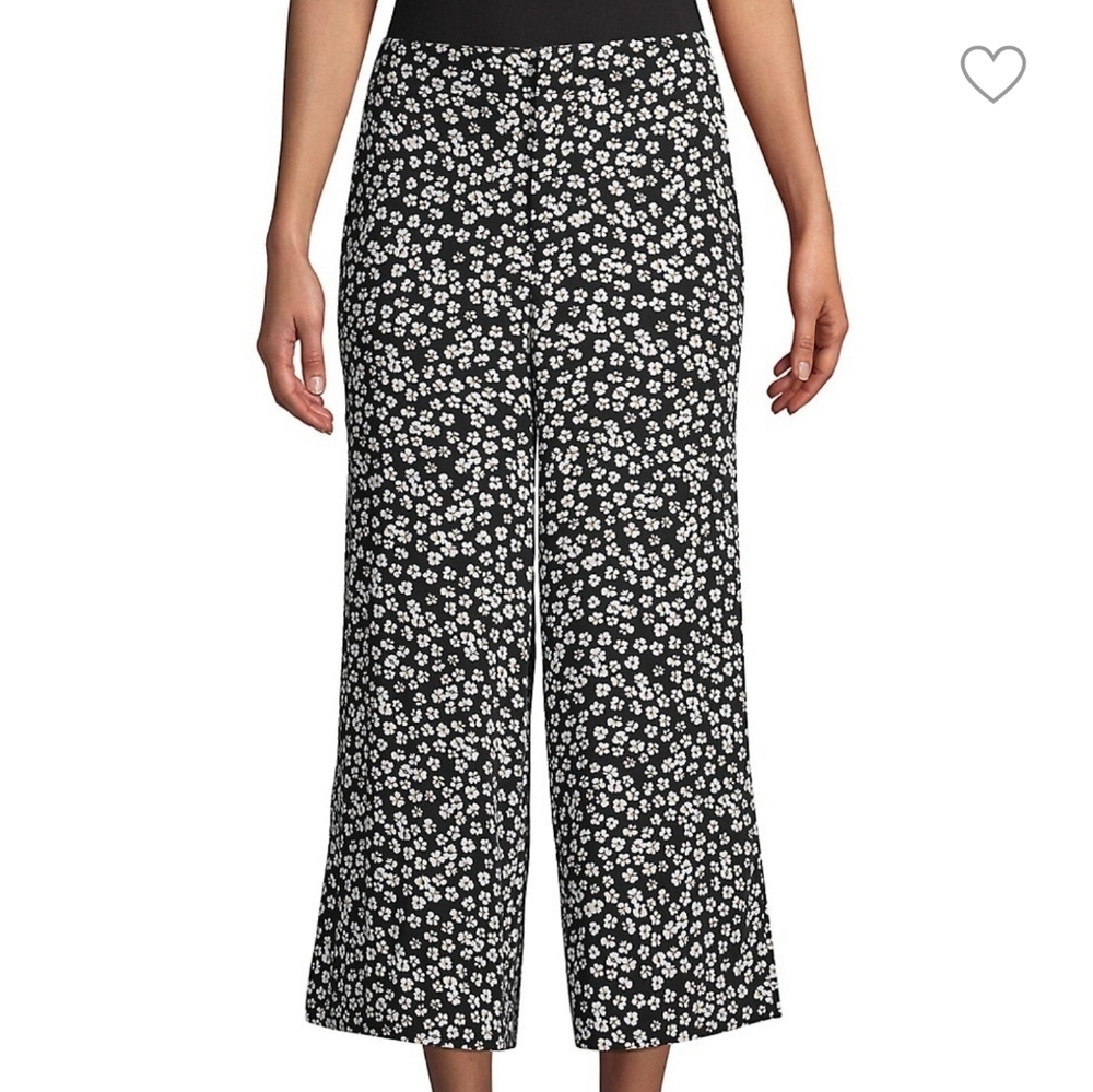En Thread

Crop Wide-Leg Daisy Floral Pants
